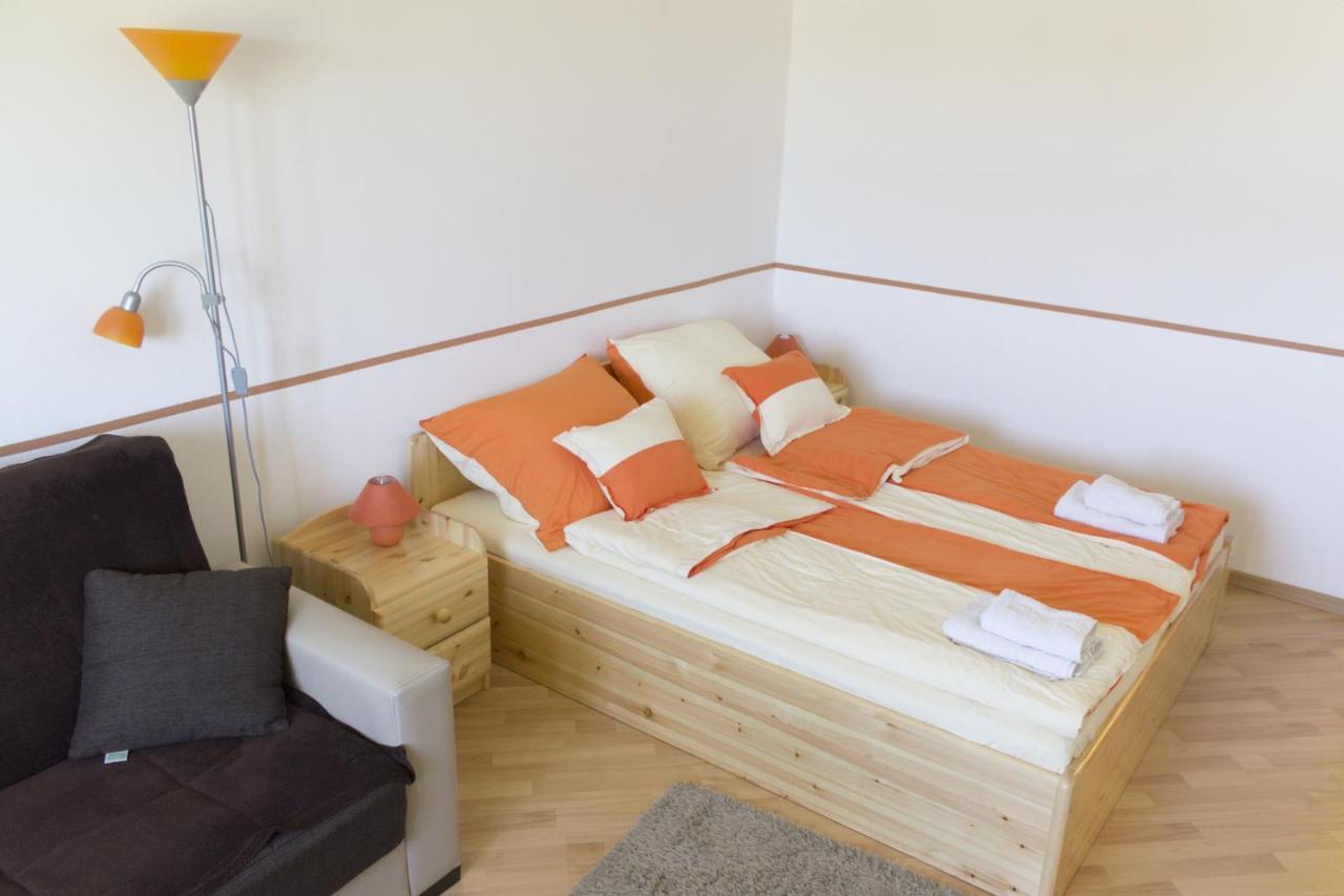 Apartman "A" Сегед Экстерьер фото